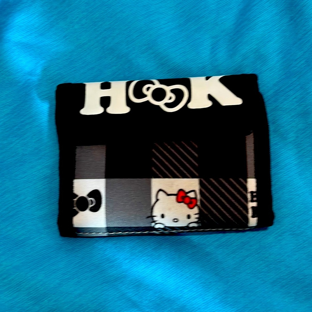 Hello kitty wallet